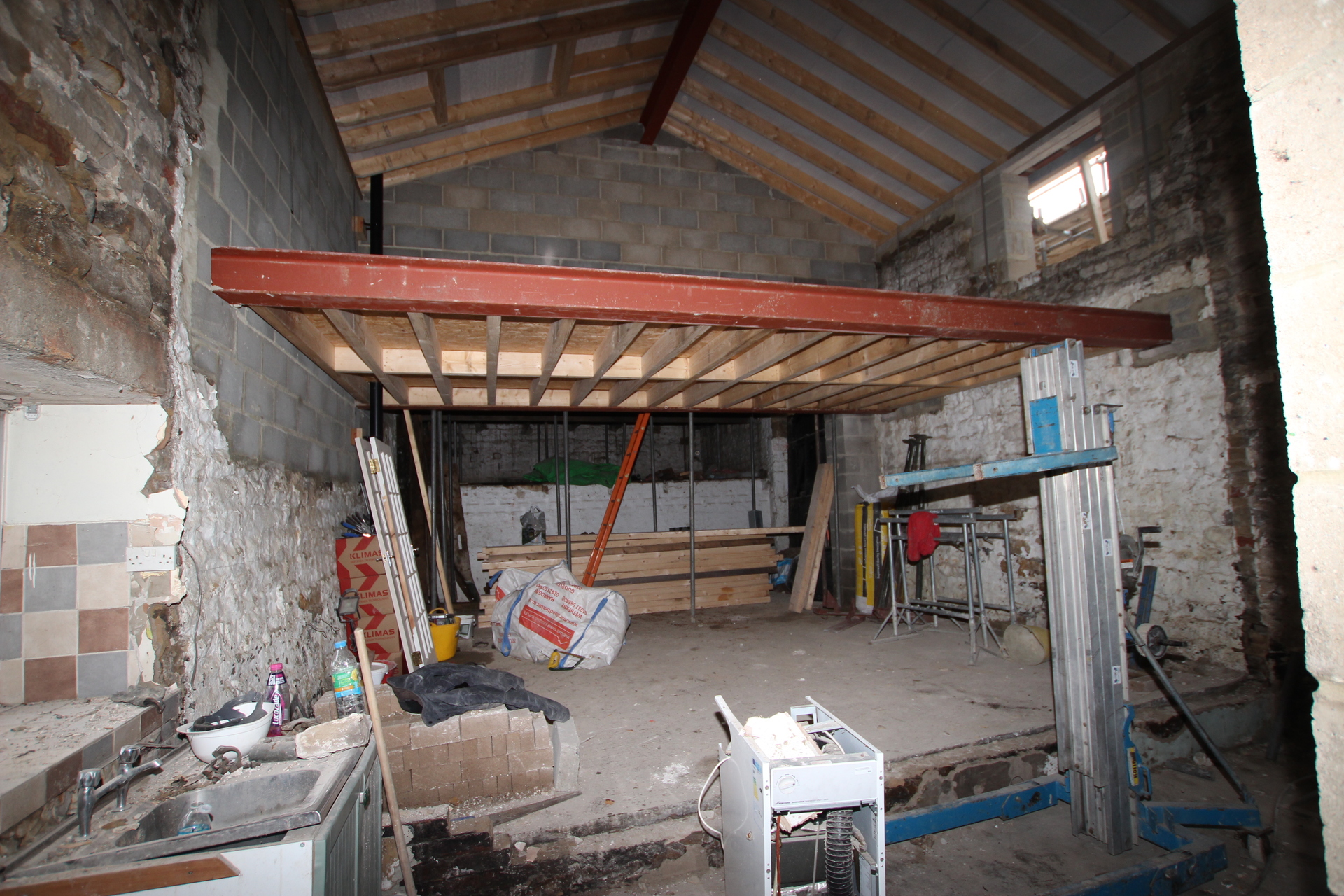 Steelwork fitted to barn